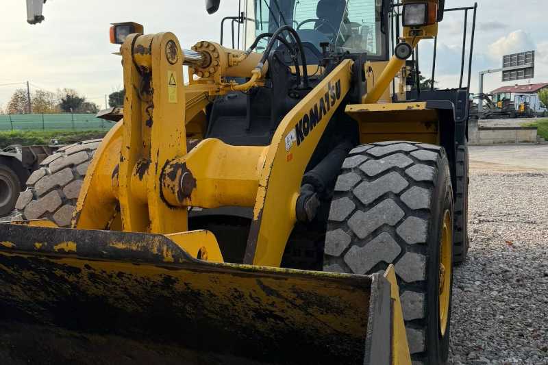 OmecoHub - Immagine KOMATSU WA380-6